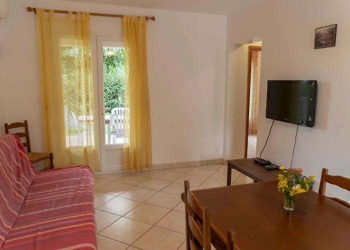 Scopa Marina Apartment Poggio Mezzana